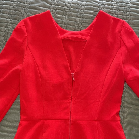 Elegant Holiday Red Long Sleeve Dress size 6 with ruffle detail and pencil skirt - Picture 4 of 8